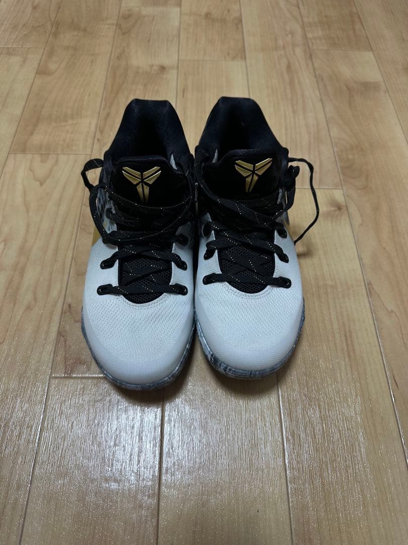 コービー9 Kobe 9 Low Protro EM Mambacita