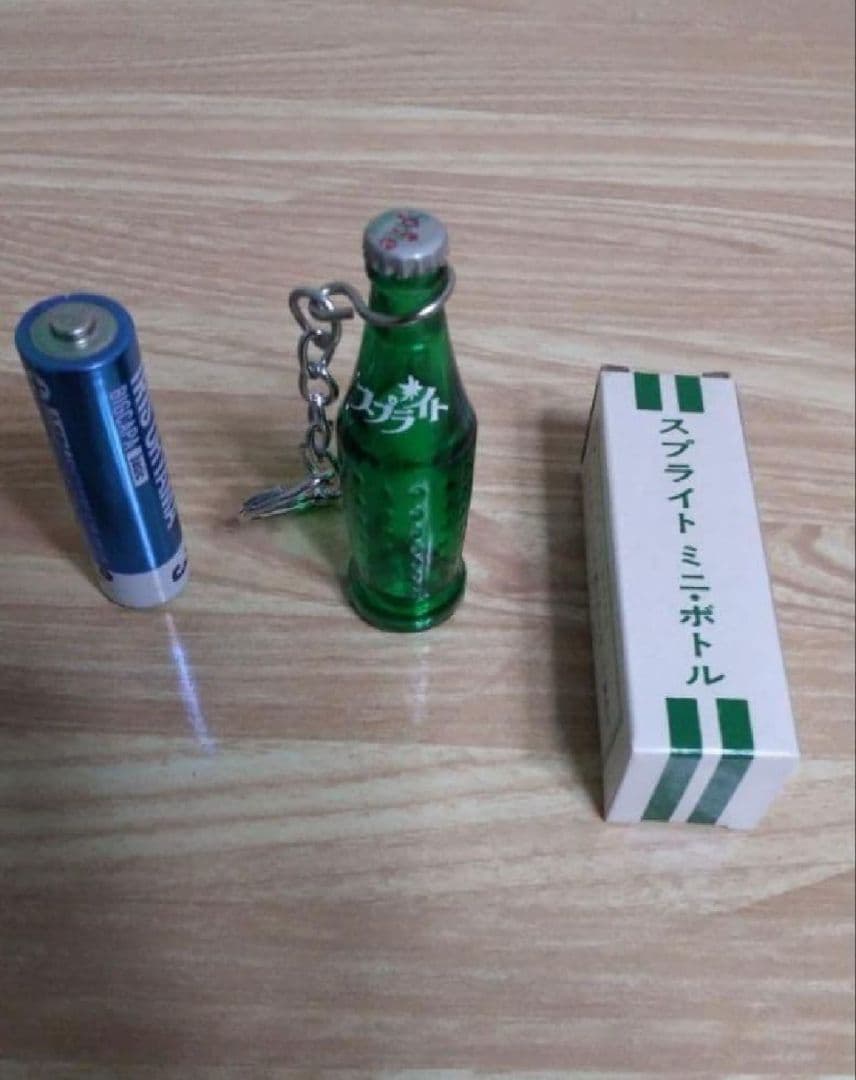 昭和 レトロ スプライトミニボトルキーホルダー8個まとめ売り