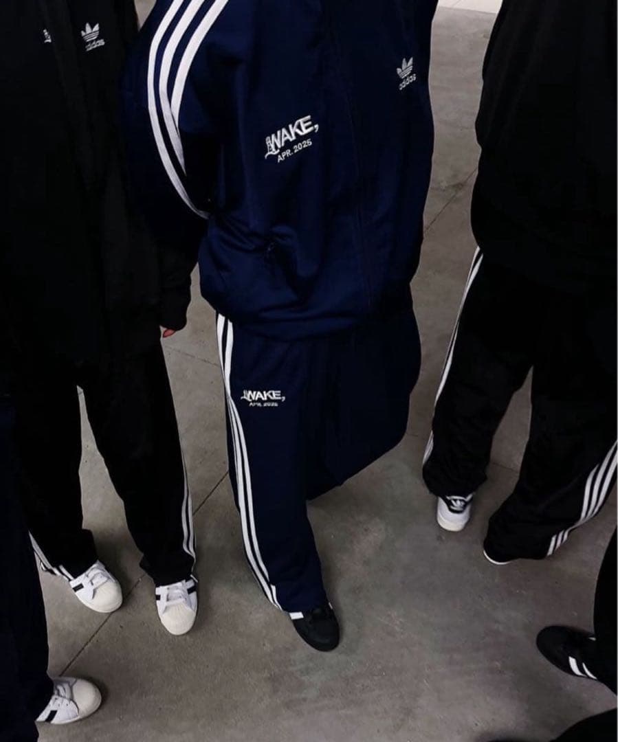 ウォーキング・ランニングウェア wake sapporo adidas Originals TP Navy