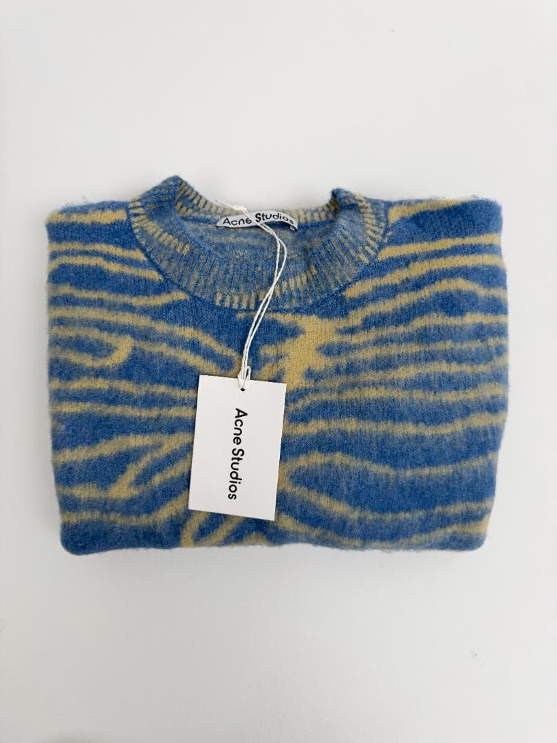 Acne Studios 青と黄色のストライプ ニットセーター - メルカリ