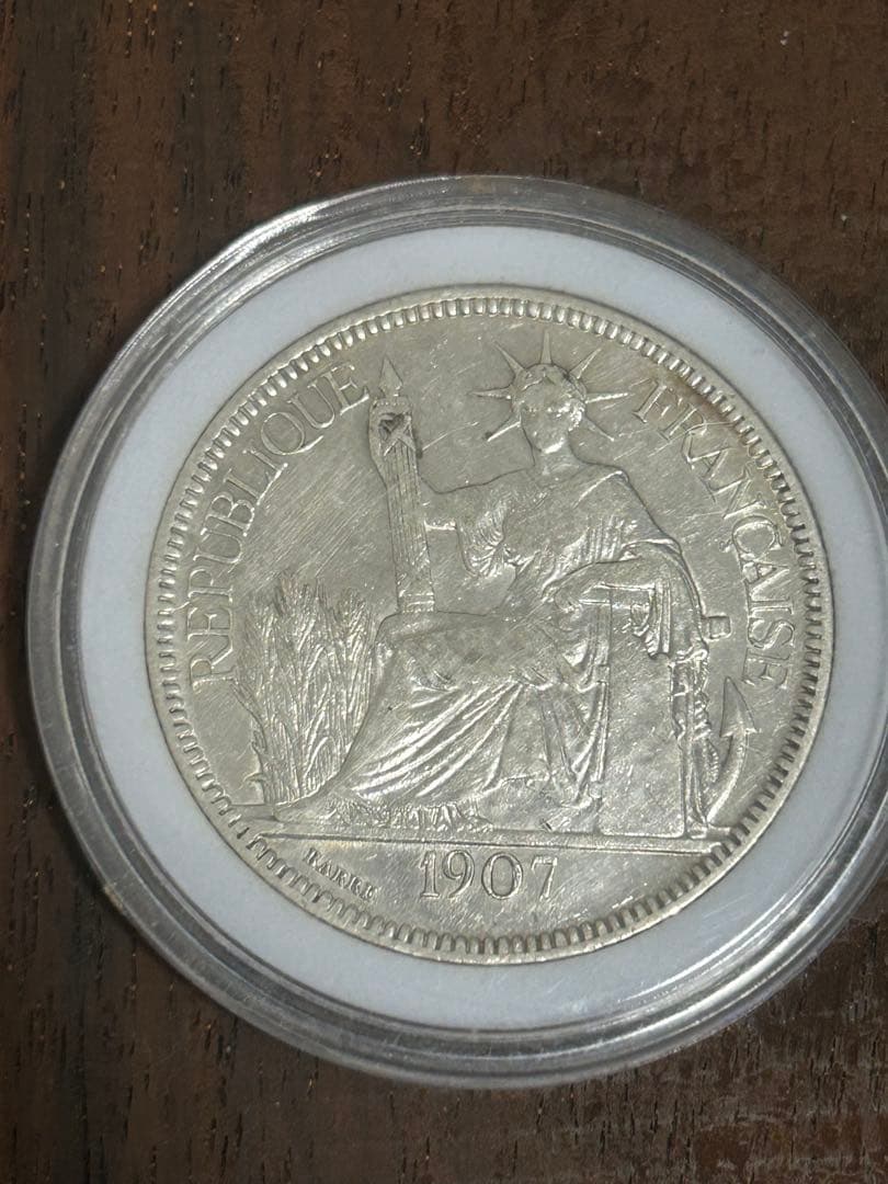 1 ピアストル大型銀貨】フランス領インドシナ 1907年 - メルカリ