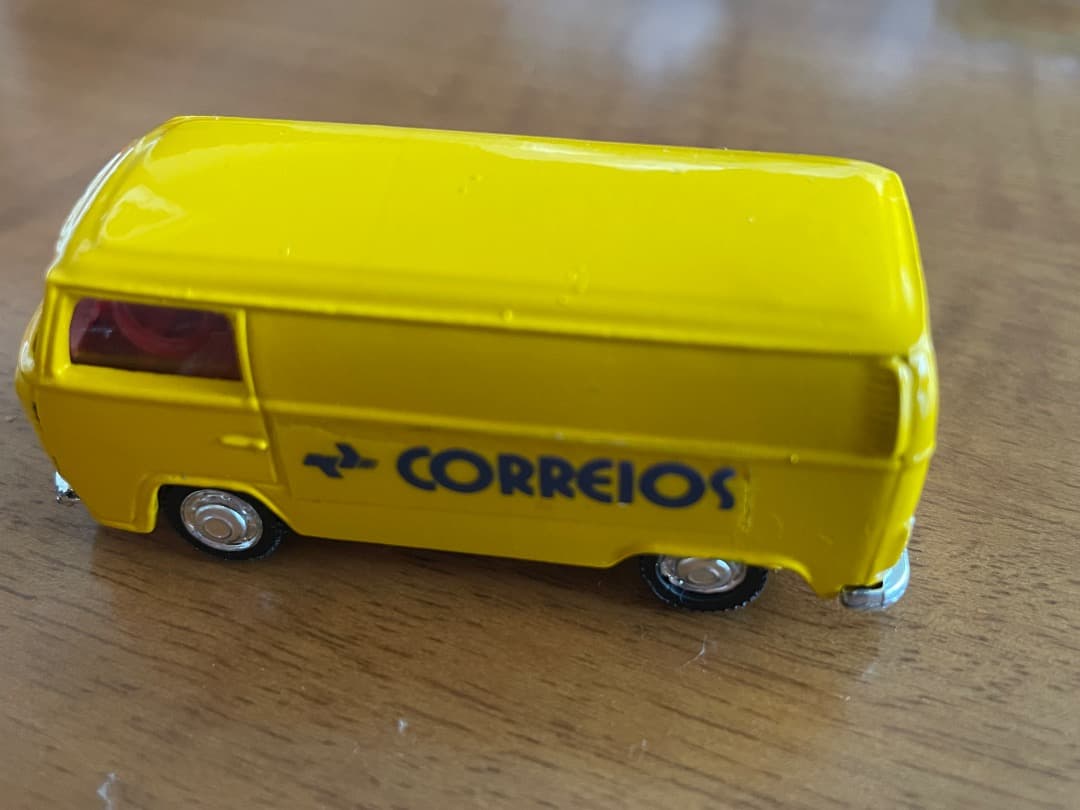 Model Car “Miniaturas REI” VW Kombi