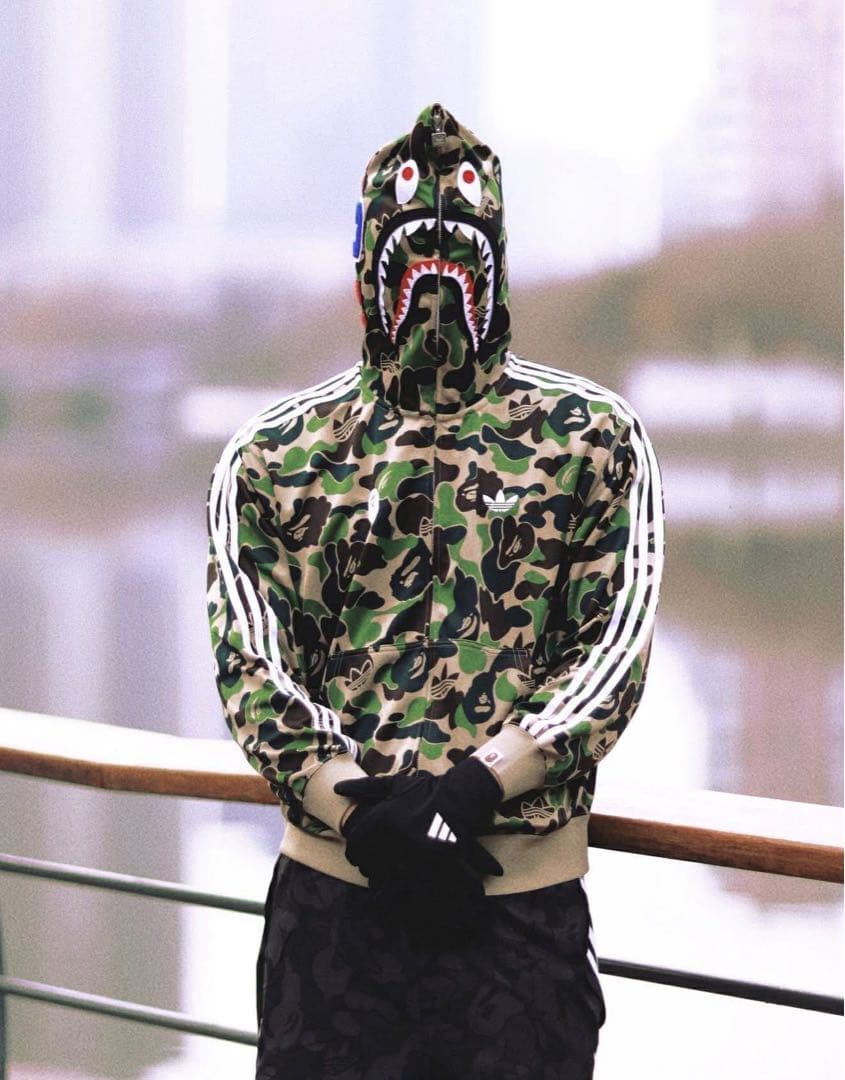BAPE × Adidas 迷彩シャークフードパーカー - メルカリ
