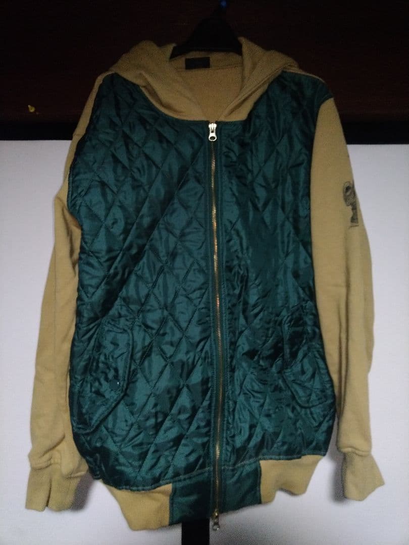 米津玄師 かいじゅうビックパーカー - メルカリ