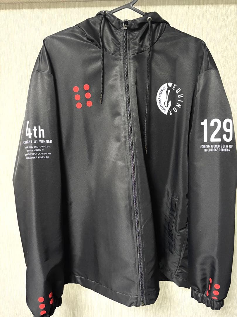 EQUINOX イクイノックス　ブルゾン　フード　宝塚記念　競馬　JRA