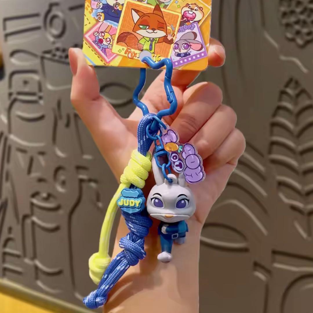 大人気❣️ディズニー ズートピア2 ジュディ・ホップス かわいい キーホルダー❣