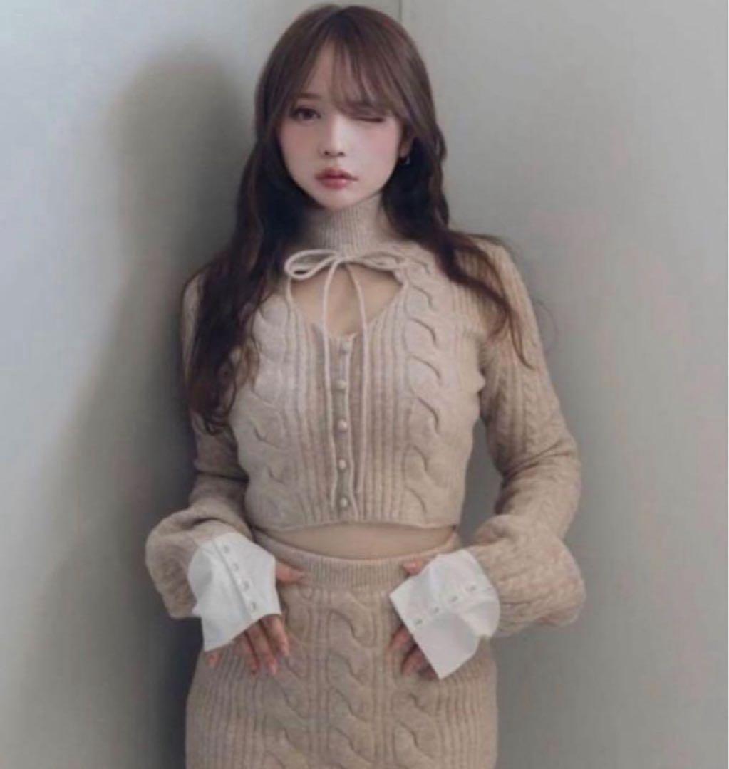 【値下げしました！】andmary ヴィヴィアンニットリボントップス　ベージュ