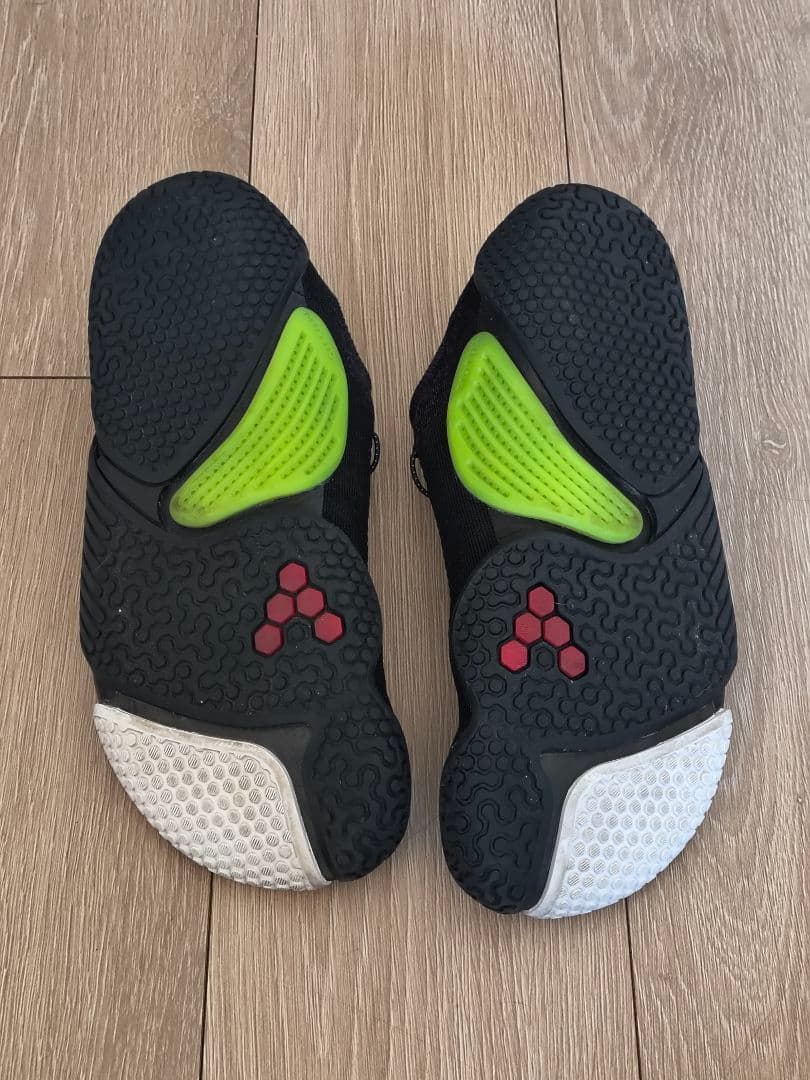 美品】Vivobarefoot Motus EU42 ベアフットシューズ - メルカリ