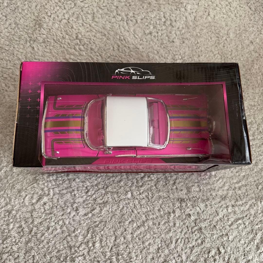 ジャダトイズ ピンクスリップ 1960 シボレー インパラ ローライダ jada