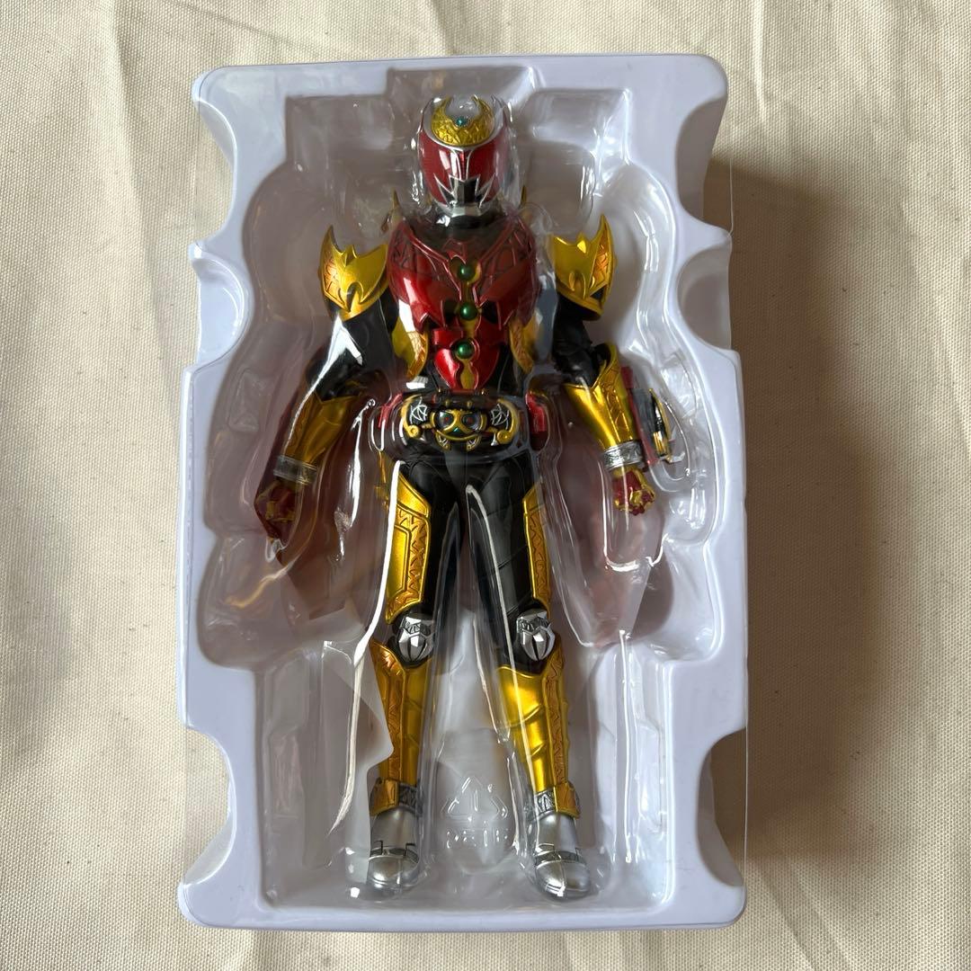 S.H.Figuarts 仮面ライダーキバ エンペラーフォーム