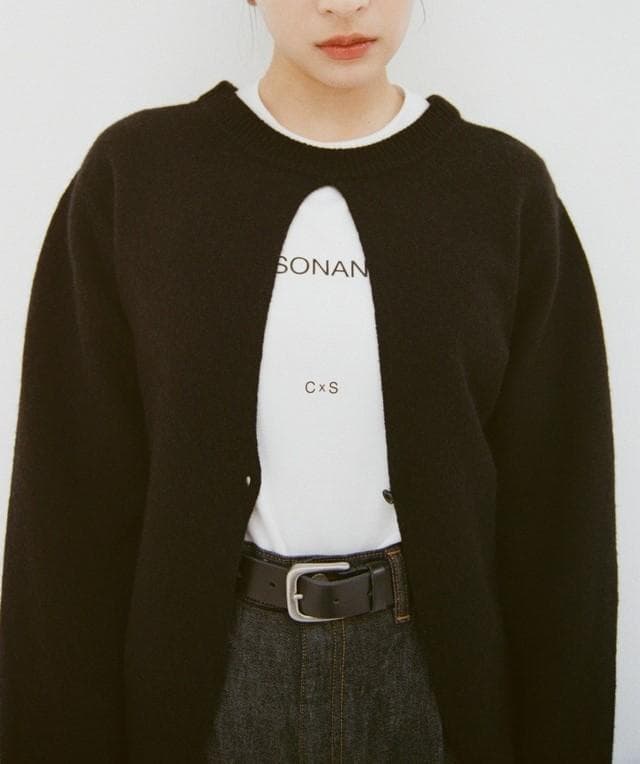 プ*読様 CLANE x 広瀬すず W FACE CENTER SLITKNIT