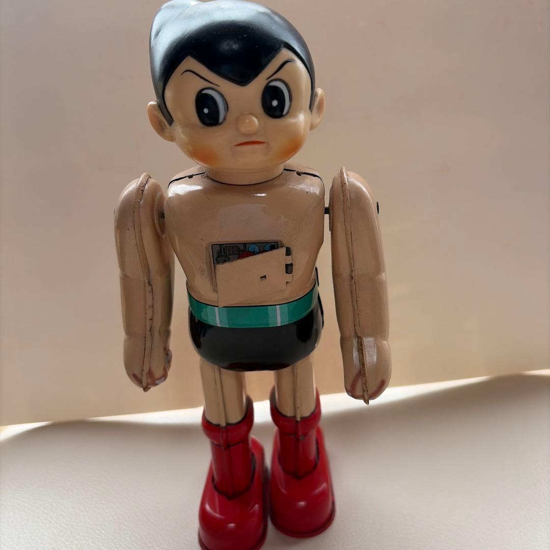 アトム 可動式フィギュア 約20cm