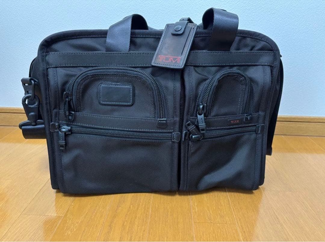 美品】 トゥミ 2way ビジネスバッグ ショルダー B4 26109DH 黒 - メルカリ
