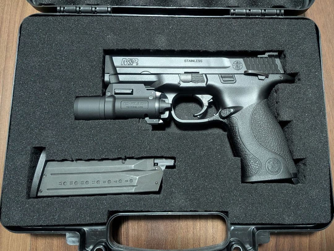東京マルイ M&P9 ガスガン ブラック ハードケース付き