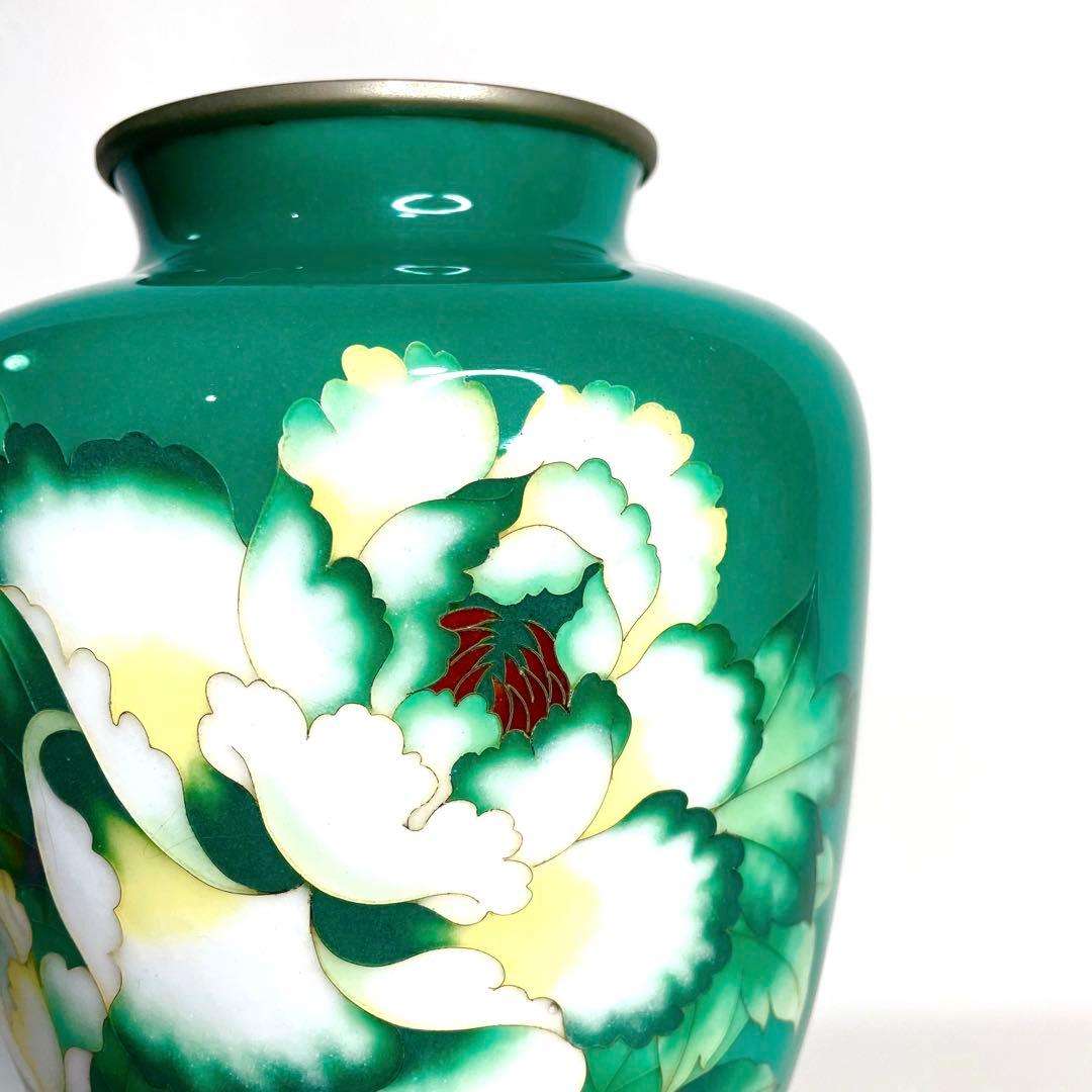 美術七宝焼』 花瓶 緑牡丹 壺 陶磁器 花柄 - メルカリ