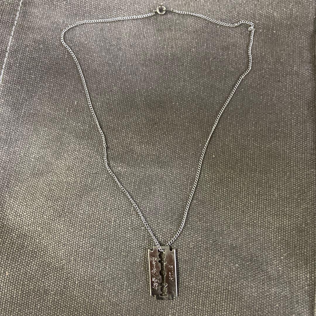 沢田研二カミソリの刃型 ネックレス 1971.12