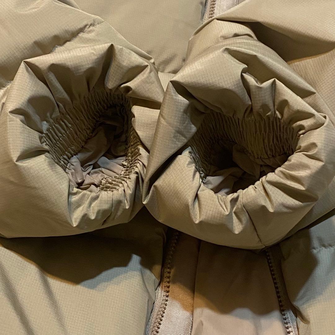 完売♦︎OHOTORO ダウンジャケット heritage downサンドベージュ