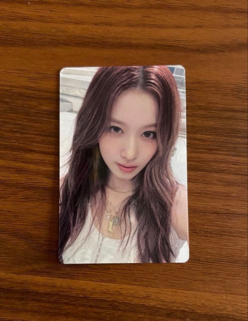 TWICE THIS IS FOR yizhiyu ヨントン 1.0 サナ - メルカリ