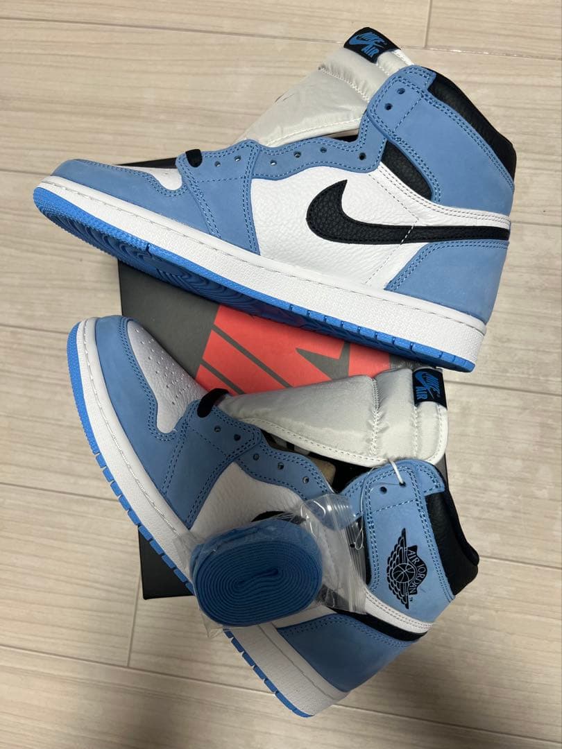 靴 Nike Air Jordan 1 HighOG University Blue