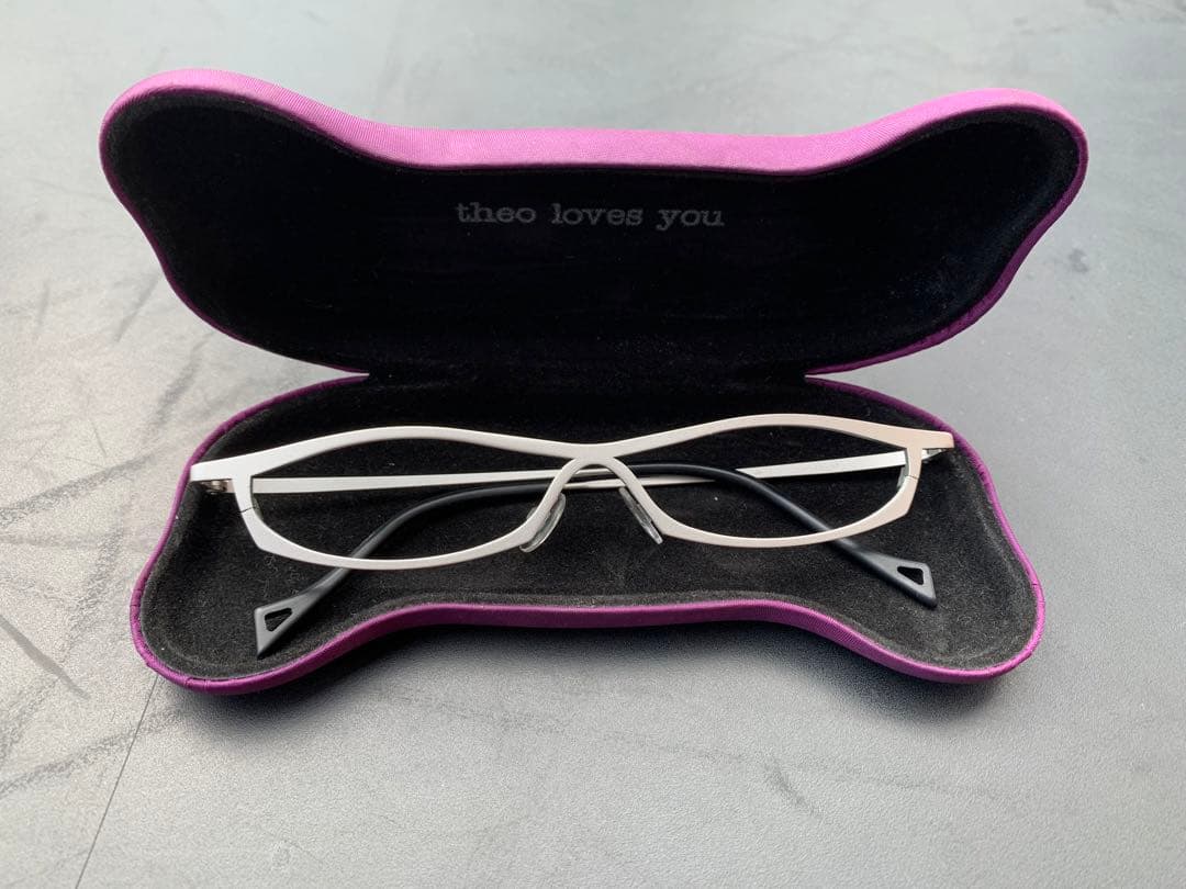 値下げ！Theoファンの方へ　希少デザイン　theoフレーム