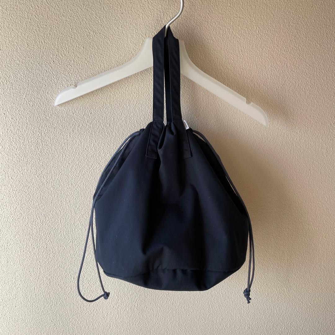 美品 イーラ グラフペーパー ヘルメットバック ネイビー