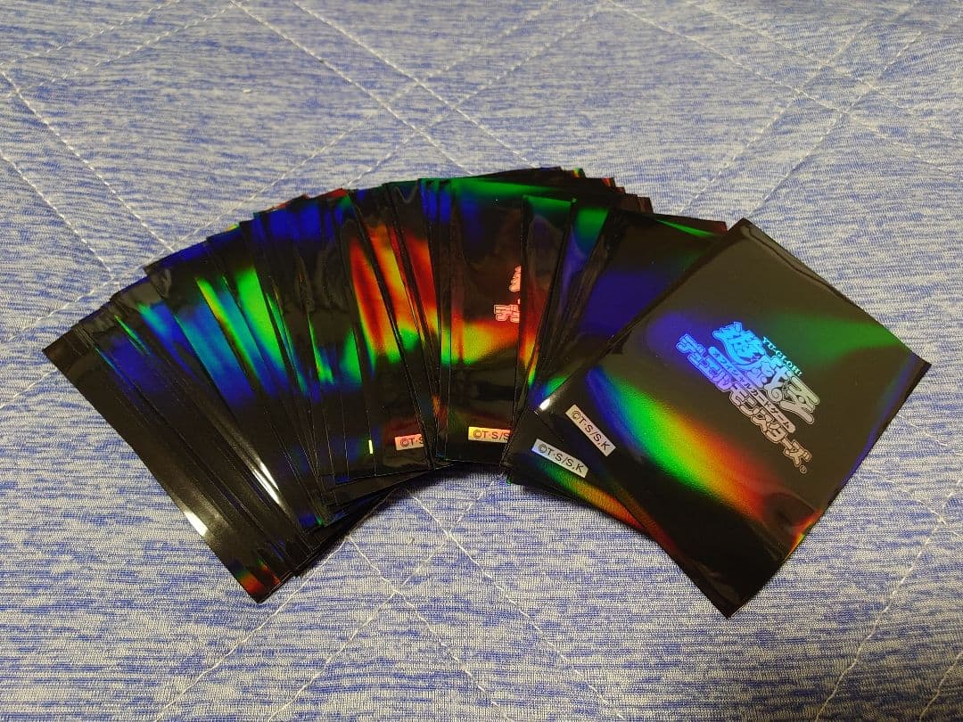 遊戯王デュエリストカードプロテクター ブラックメタリック　60枚 カードスリーブ Amazon.co.jp: 遊戯王 日本語版 デュエリストカードプロテクター