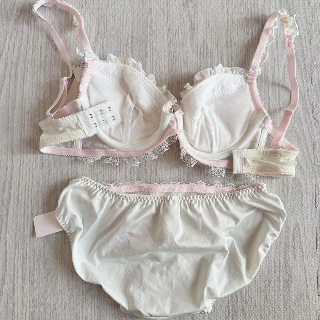 D65 ショーツM】フランデランジェリー ブラショーツセット - メルカリ