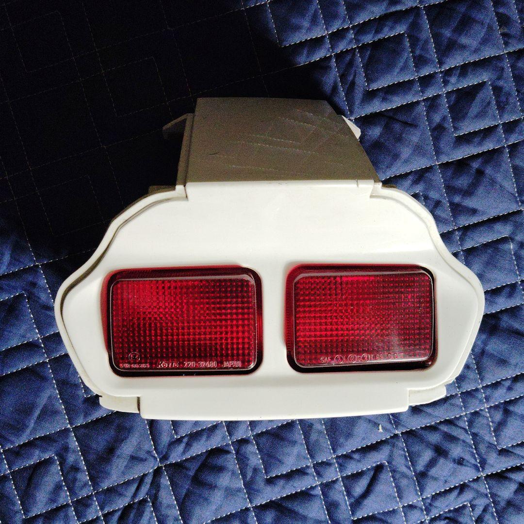 【絶版】RGV250Γ ガンマ VJ22A テールランプ　ステー　カウルセット