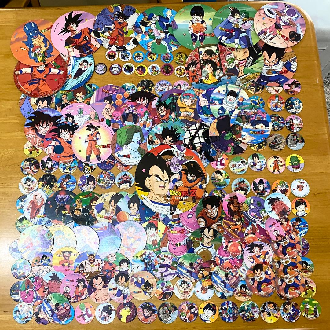 希少ドラゴンボール初期キャラクターマルメンコ 300枚＋おまけ付