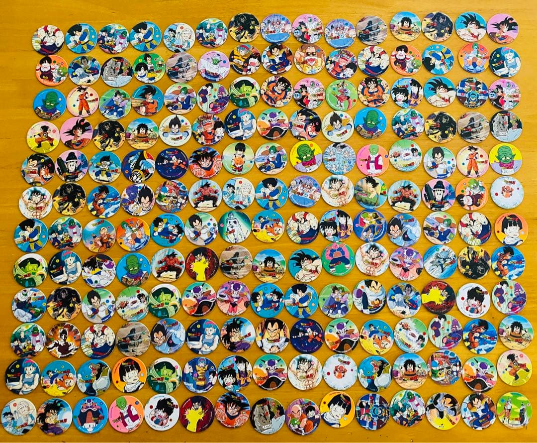 希少ドラゴンボール初期キャラクターマルメンコ 300枚＋おまけ付