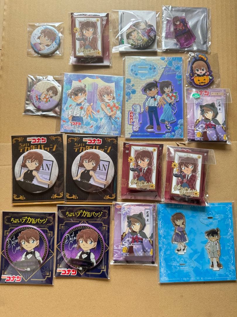 名探偵コナン 灰原哀 缶バッジ アクリルスタンド セット - メルカリ