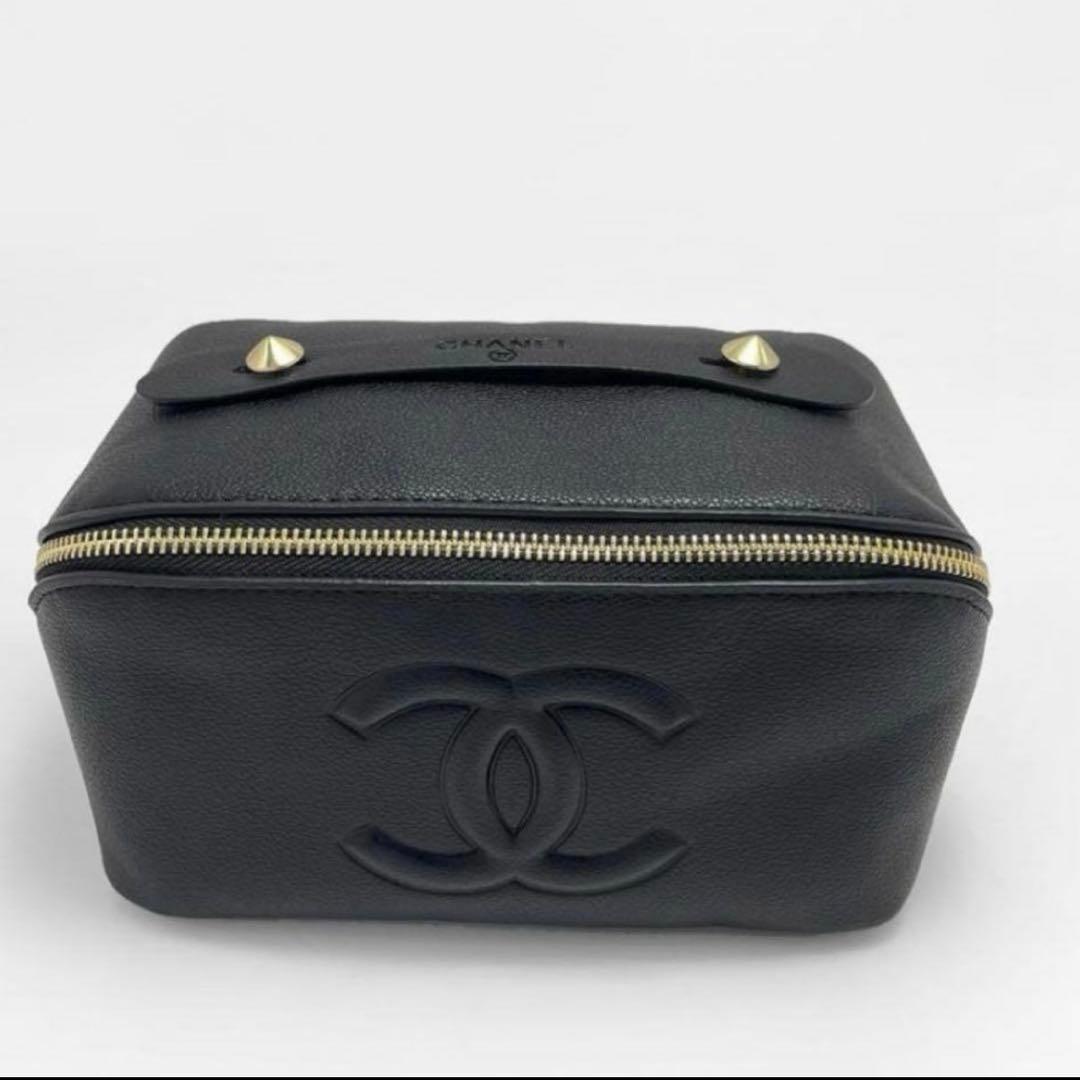 CHANEL バニティポーチ ノベルティ