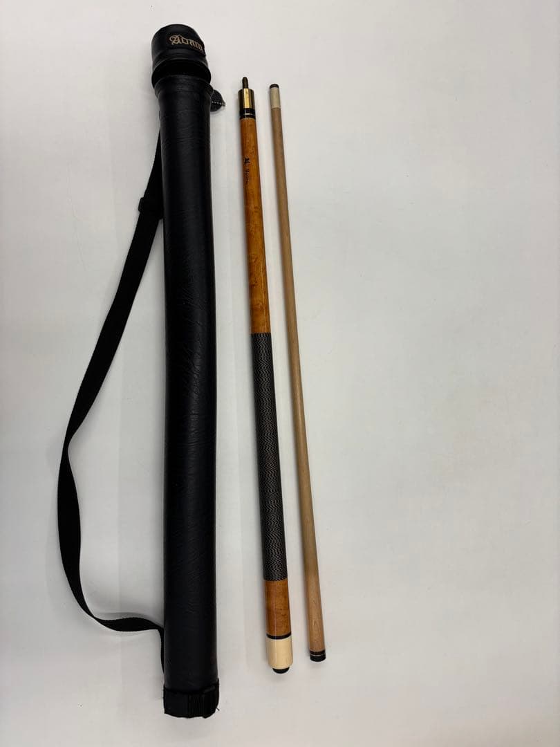majestigaビリヤードキュー3本セットケース2つ付き