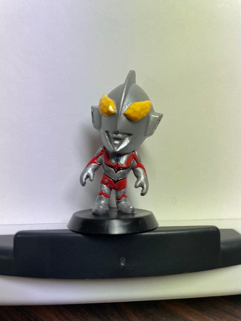 特撮ヒーローズ　ニセウルトラマン　シークレット