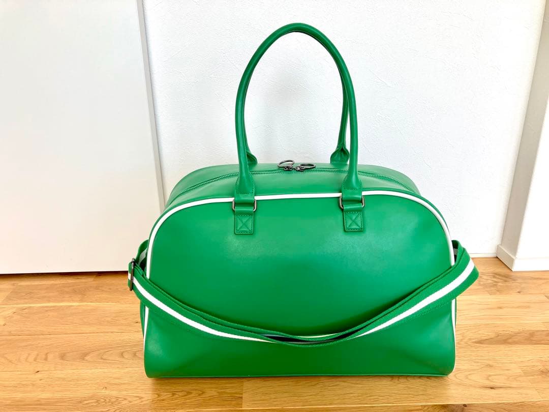 PUMA Classicデザイン ボストンバッグ グリーン 新品 - メルカリ