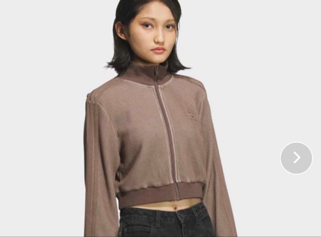 アディダス クロップ　トラックトップ　ジャージ