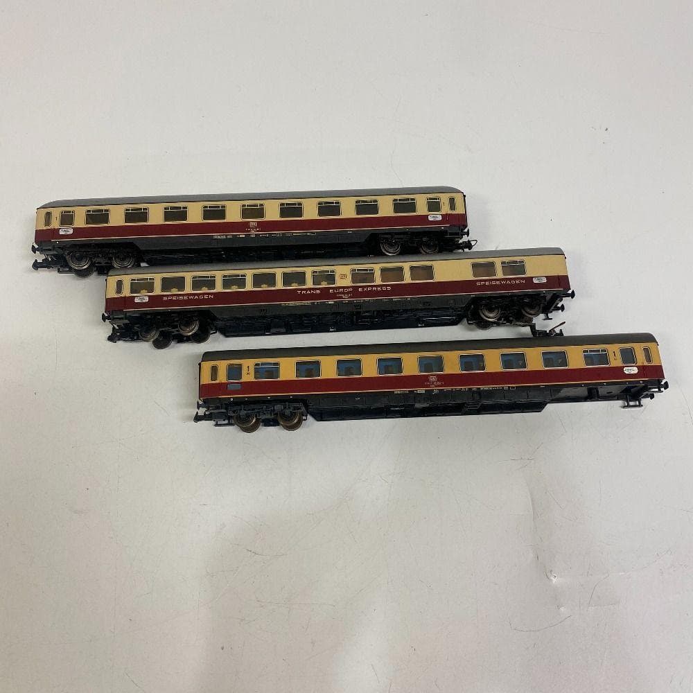 メルクリン HOゲージ 機関車 客席3両セット - メルカリ
