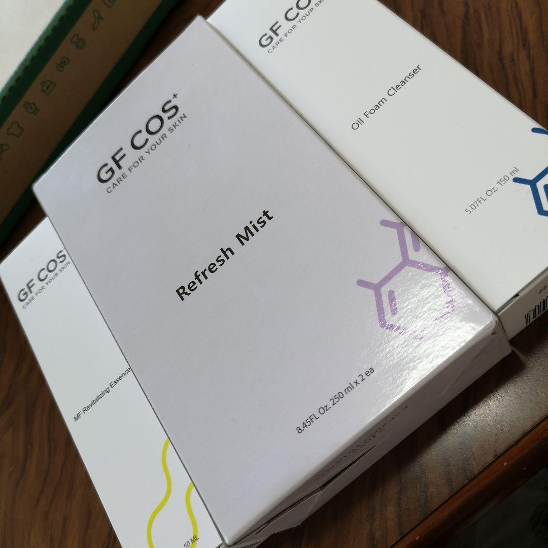 新品３点　リフレッシュミスト（2本入り） リバイタルエッセンス　オイルフォーム