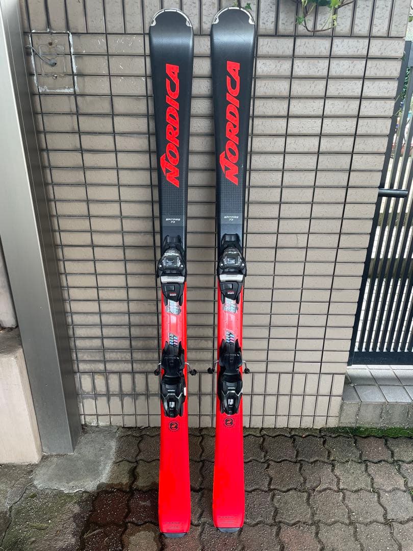 Nordica Road Machine スキー ビンディング付き