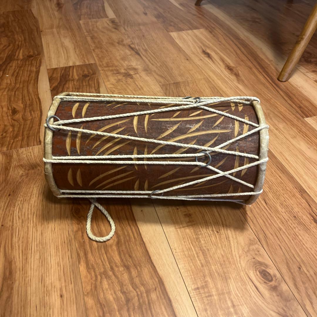 木製 円筒形鼓 ストラップ付き