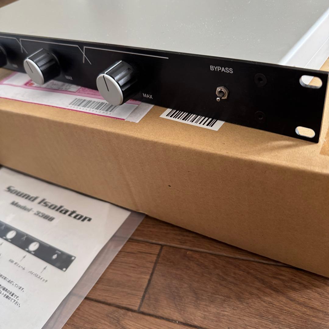 □dopereal Model-3300 Sound Isolator