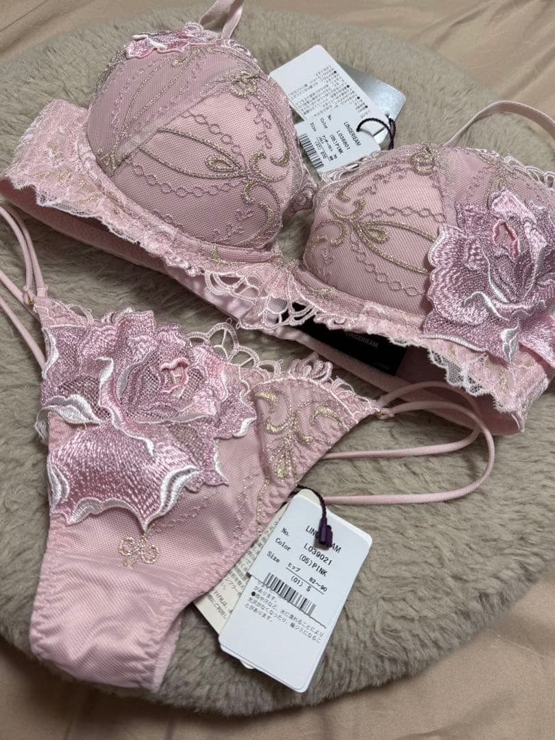 RAVIJOUR ラヴィジュール ブラ&ショーツ Ravijour（ラヴィジュール）の「ラメウィング フリル ショーツ