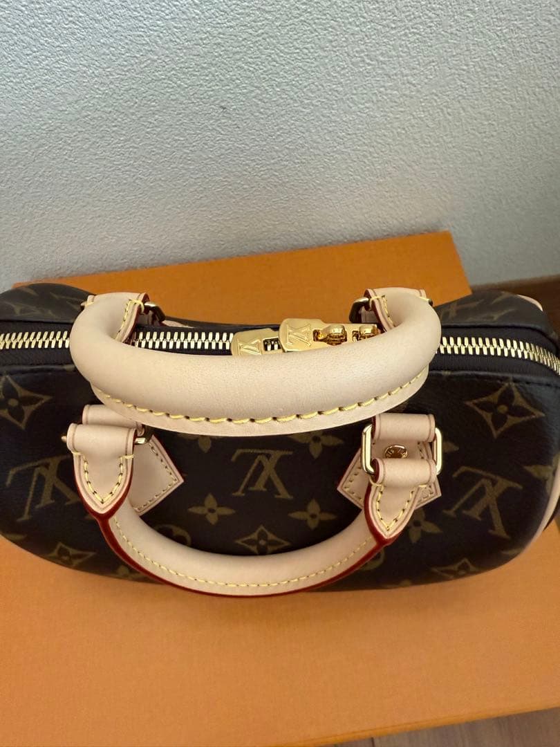 Jasmine　ストラップ無し