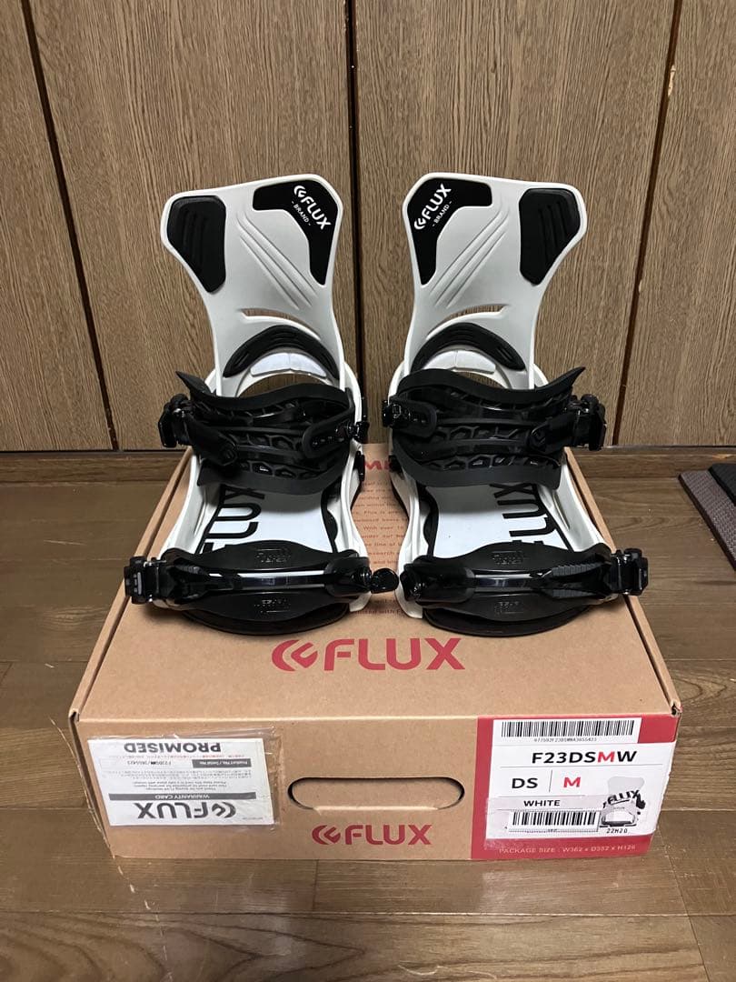 FLUX F23DSMW ホワイト ビンディング Mサイズ