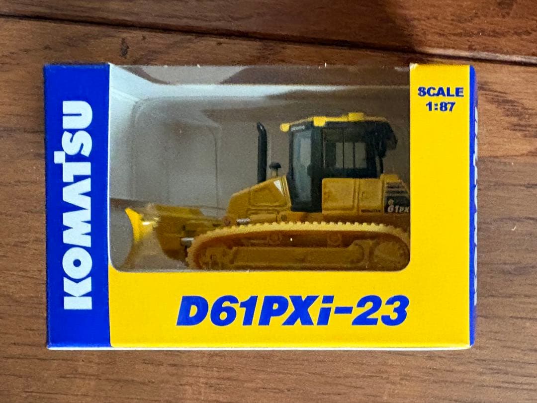 コマツ株主優待ミニチュア 4種類