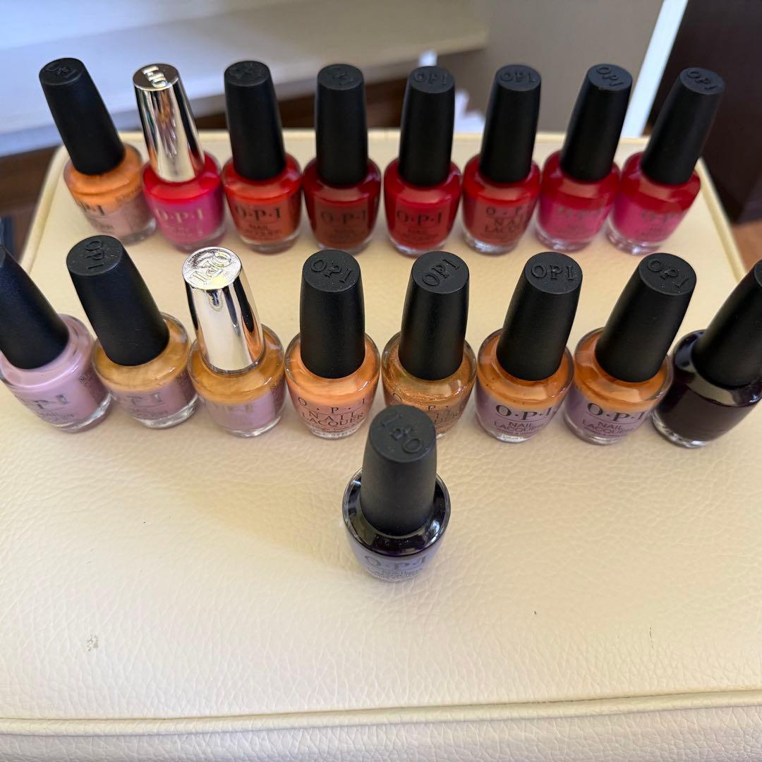 O.P.I ネイルカラー　17本セット 楽天市場】【OPI公式】マニキュア 速乾 色長持ち ジェル風ツヤ 17色 赤