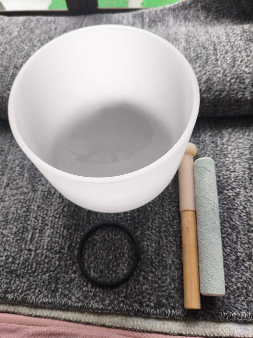 フロスト　クリスタルシンギングボウル ８インチ直径20cm