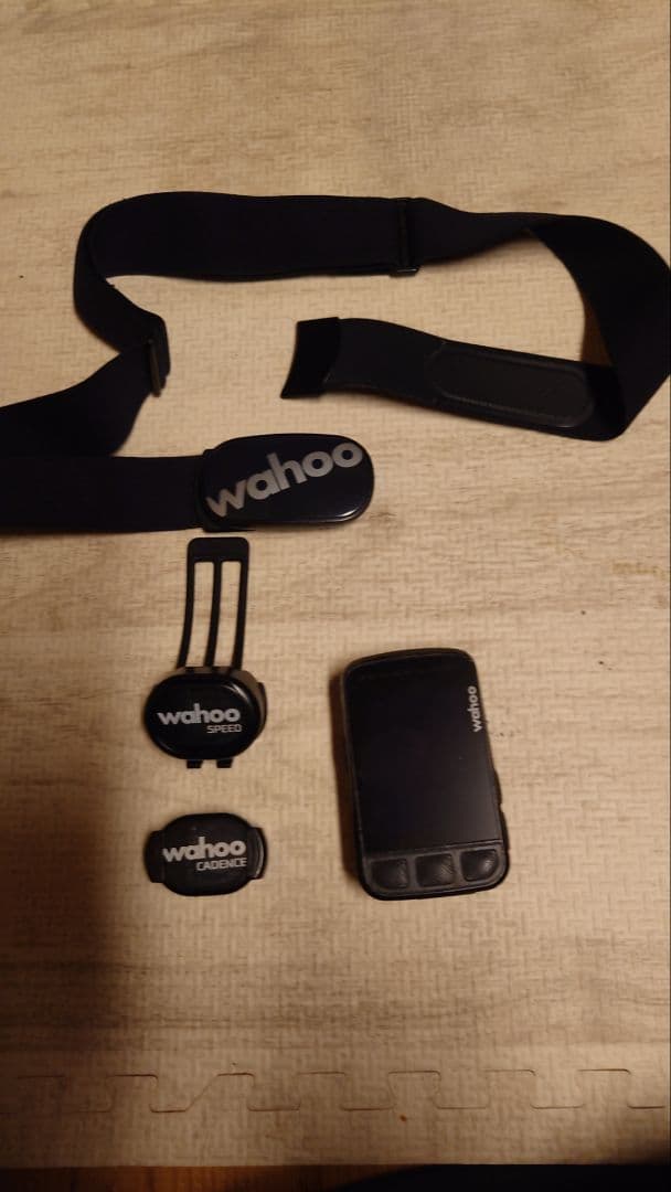 Wahoo elemnt bolt v2 各種センサーつき