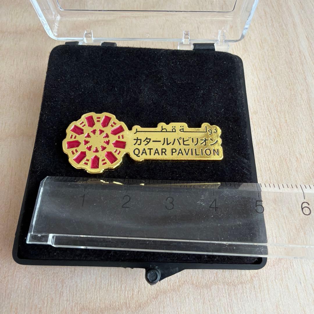 レア　VIPバッジ　カタールパビリオン Qatar 万博　 Expo 2025