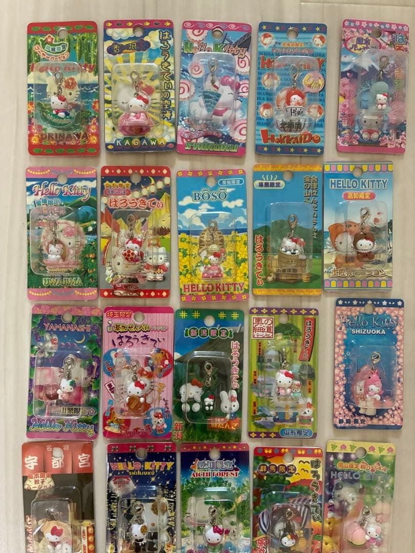 ハローキティ ご当地チャーム